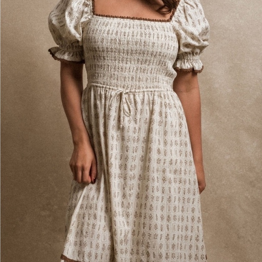 Neuflora Cream Smocked Dress S